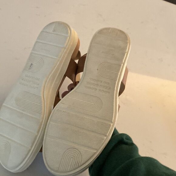 Dr. Scholl’s Faux Leather Tan Strappy Time Off Sea Velcro Closure Sandals 9M - Picture 8 of 8